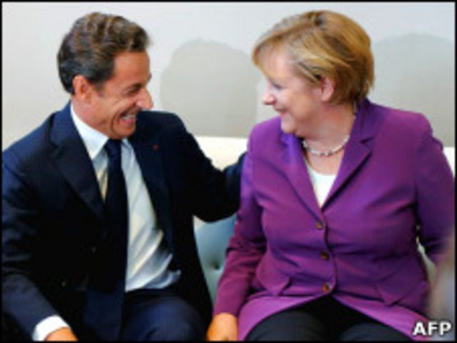 Nicolas Sarkozy e Angela Merkel