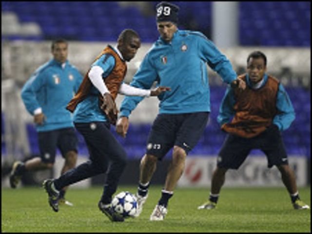 Ø¯ÙØ±Ù Ø£Ø¨Ø·Ø§Ù Ø£ÙØ±ÙØ¨Ø§ ØªÙØªÙÙØ§Ù ÙØ­Ø±Ù Ø§ÙØªØ± ÙÙÙØ§Ù ÙÙ Ø§ÙØªØ£ÙÙ Ø§ÙÙ Ø§ÙØ¯ÙØ± Ø§ÙØ«Ø§ÙÙ Bbc News Ø¹Ø±Ø¨Ù