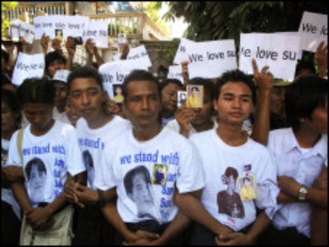 အန်အယ်လ်ဒီလူငယ်တွေ ဦးဆောင်တဲ့ သွေးလှူ တန်းရေးအဖွဲ့ဝင် တသောင်းကျော်ရှိ