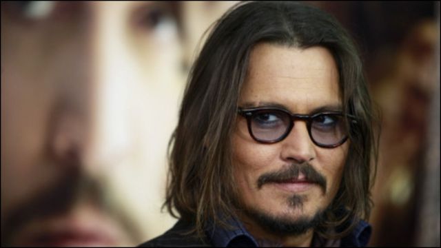 Johnny Depp akan kembali tampil dalam sekuel kelima Pirates of Caribbean berjudul Dead Men Tell No Tales.