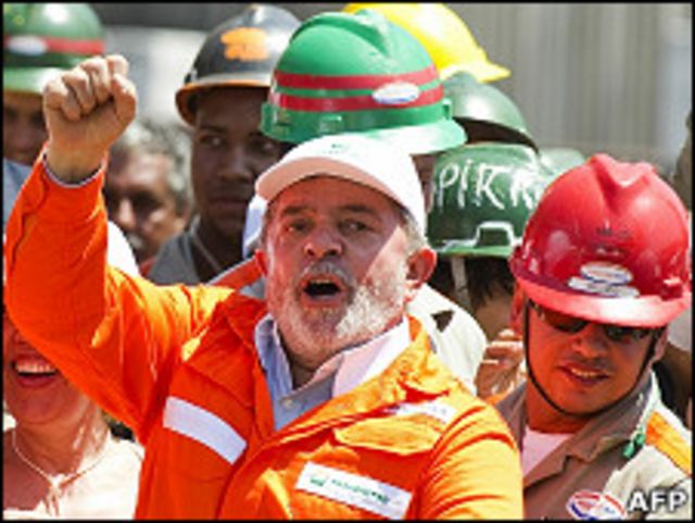 Lula em divulgação do PAC