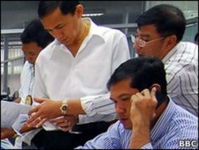 ထိုင်းရဲများက တိုင်ဝမ်ဂိုဏ်းကိုဝင်ရှာ