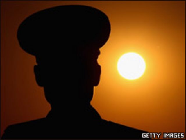 平壤一名朝鮮軍人(03/04/2011)
