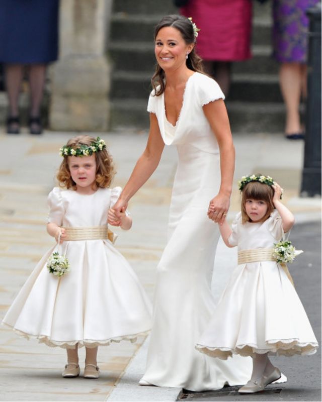 Свадебное платье довело Кейт Миддлтон до слез и другие факты о наряде невесты