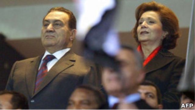 埃及前總統穆巴拉克和妻子