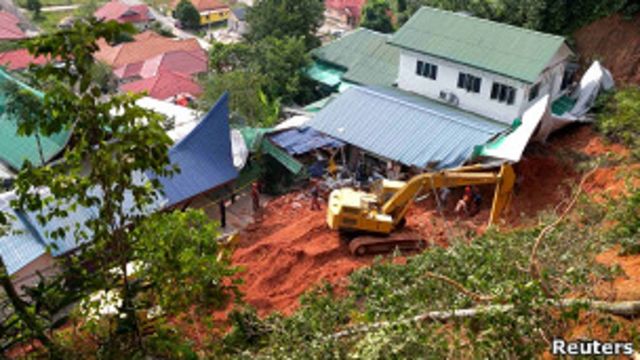 出事的孤兒院位於山坡上