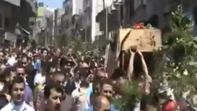 Демонстрация в Джиср эш-Шугуре 