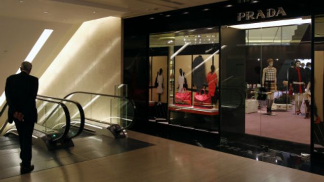 Prada Akan Masuk Bursa Hong Kong Bbc News Indonesia
