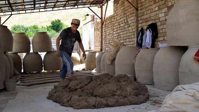 Тандыр из кирпича на даче своими руками, раствор для кладки тандыра, жирная глина, размер тандыра!