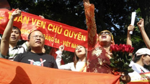 Bà Bùi Thị Minh Hằng