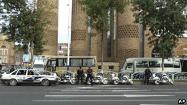烏魯木齊警察(01/08/2011)