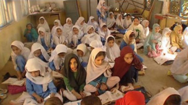 آموزش خصوصی در افغانستان امیدها و چالشها Bbc News فارسی