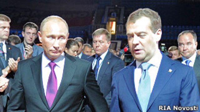 Почему На Фото Медведев Выше Путина