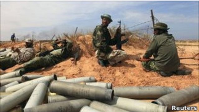 NTC戰士在陣地小憩
