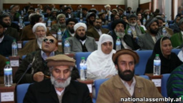 اختلاف مجلس نمایندگان و سنا برسر قانون سرپرستی کودکان Bbc News فارسی