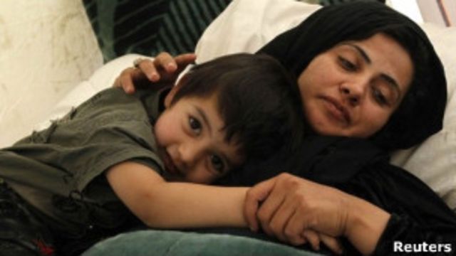 درخواست برای پایان دادن به اعتصاب غذای سیمین بارکزی Bbc News فارسی