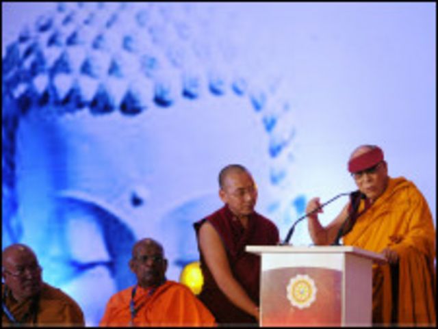 ဝါဆိုဆရာတော်နဲ့ သီတဂူဆရာတော်တို့ဟာ ဘုန်းတော်ကြီး ဒလိုင်းလားမားနဲ့ သီခြားတွေ့