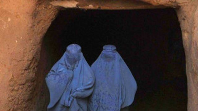افزایش آمار فرار از منزل در میان زنان افغان Bbc News فارسی