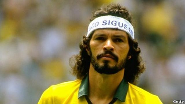 Sócrates durante a Copa de 1982 (Foto: BBC)
