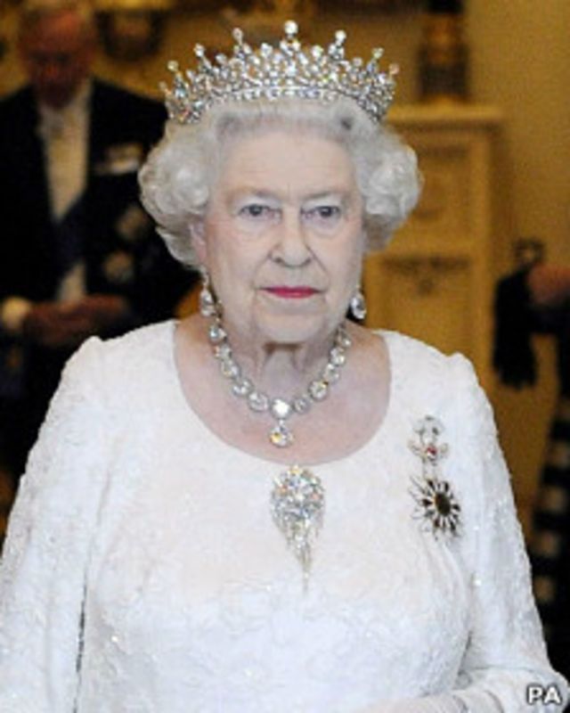Exposicao De Brilhantes Vai Marcar Jubileu De Diamantes Da Rainha Elizabeth 2Âª Bbc News Brasil