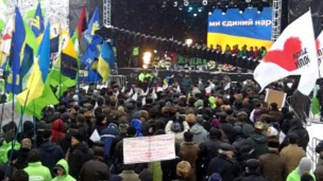 Мітинг опозиції у Києві на Софіївській площі