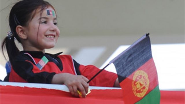 ہر سٹینڈ میں افغان پرچم ہی نظر آ رہے تھے