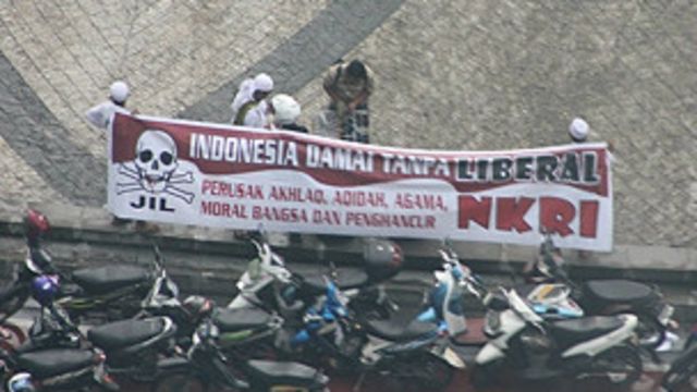 Protes FPI