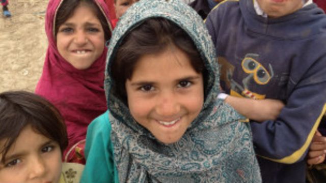 شبح شلل الأطفال يطل برأسه مرة أخرى في باكستان Bbc News عربي