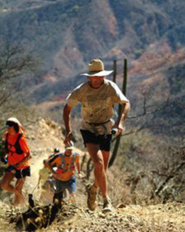 El Corredor De Ultramaratones Que Aprendio De La Tribu De Los Superatletas c News Mundo El Corredor De Ultramaratones Que Aprendio De La Tribu De Los Superatletas c News Mundo