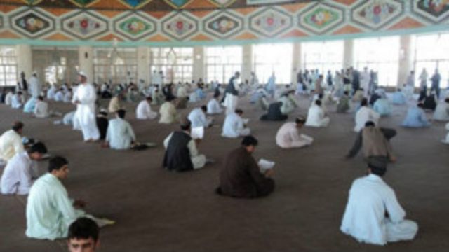 په زرگونو کانکور پاتي خصوصي موسسو ته جذبیږي Bbc News پښتو