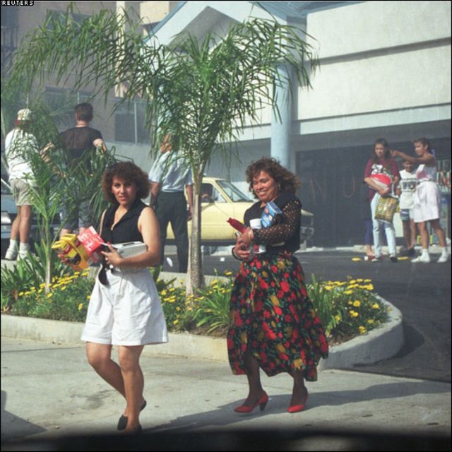 Lista 97+ Foto disturbios de los ángeles de 1992 Mirada tensa