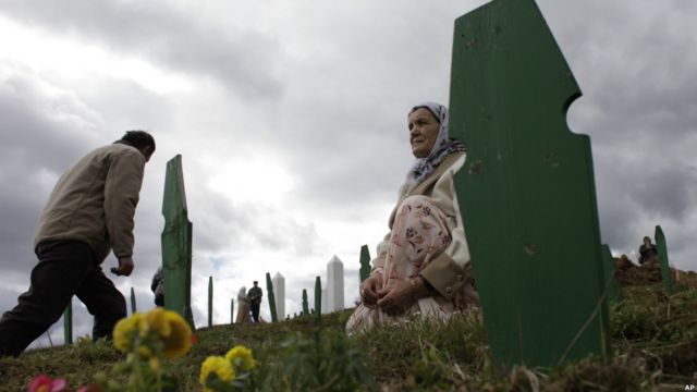 Нож Жица Сребреница Перевод