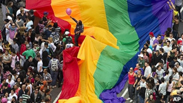 Marcha del orgullo gay en Sao Paulo