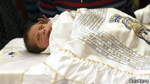 В Германии разрешат обрезание по религиозным мотивам - BBC News Русская ...