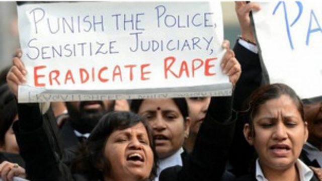 दिल्ली गैंग रेप के बाद देश भर में कड़े बलात्कार विरोधी कानून की मांग को लेकर प्रदर्शन हुए थे