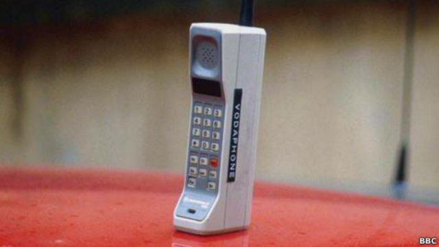 Присылайте ваши фото старых мобильных телефонов - BBC News Русская служба