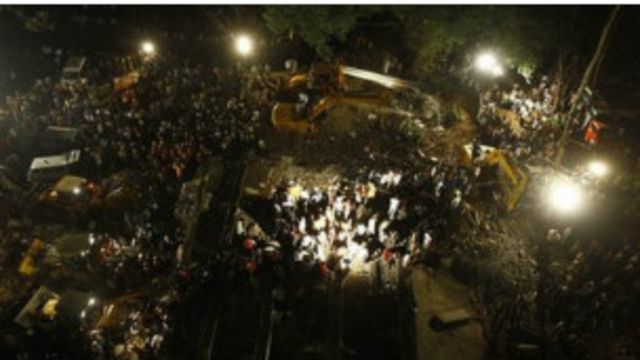 Обрушение здания в Индии