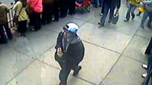 Boston Saldirisi Bir Zanli Oldu Ikincisi Araniyor Bbc News Turkce
