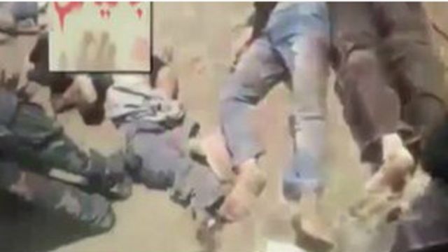 Военные в деревне Аль-Байда