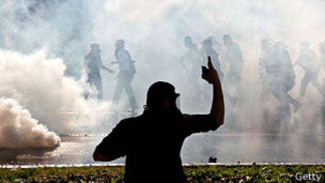 Protesto na praça Taksim (Foto Getty Image)