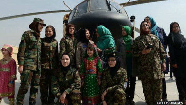 طرح تازه برای مشارکت زنان در رهبری نهادهای دولتی افغانستان Bbc News فارسی