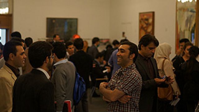 همایش جوانان متخصص افغان در لندن Bbc News فارسی