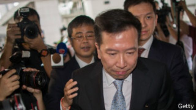 å½é€ é¾