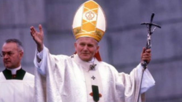 梵蒂冈将册封教皇保罗二世为圣人。