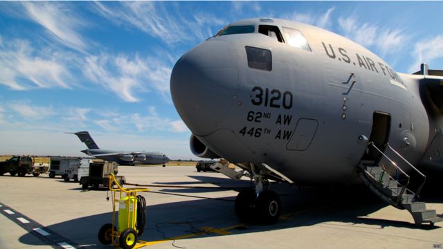 圖輯:駐阿美軍撤離 瑪納斯基地擔重任 BBC News 中文