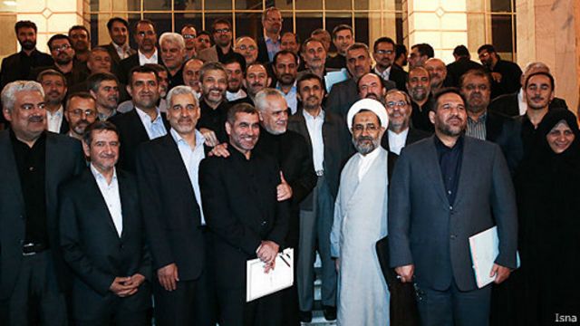 آخرین جلسه دولت آقای احمدی نژاد در مشهد برگزار شد