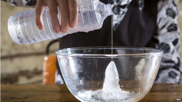 desarrollando Alas De otra manera Cómo congelar agua en un instante - BBC News Mundo
