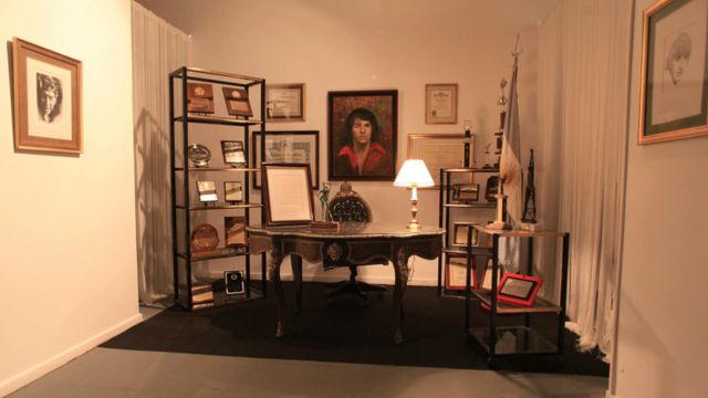 En fotos: 50 años de carrera de "Sandro de América" - BBC News Mundo