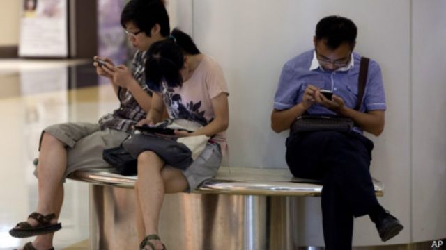 chinese youth on mobile