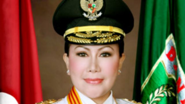 Ratu Atut dinyatakan tersangka korupsi - BBC News Indonesia